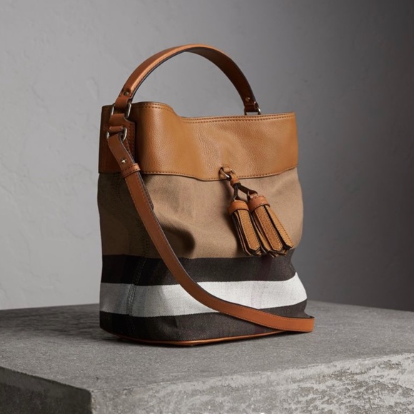 Burberry Handbags - NWT BURBERRY Ashby Medium